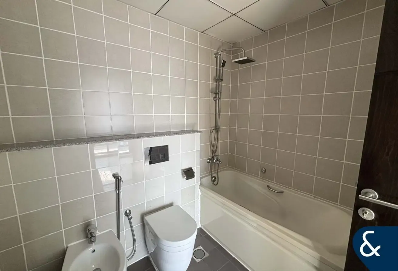 Select | Spacious | Two Bed | Unfurnished