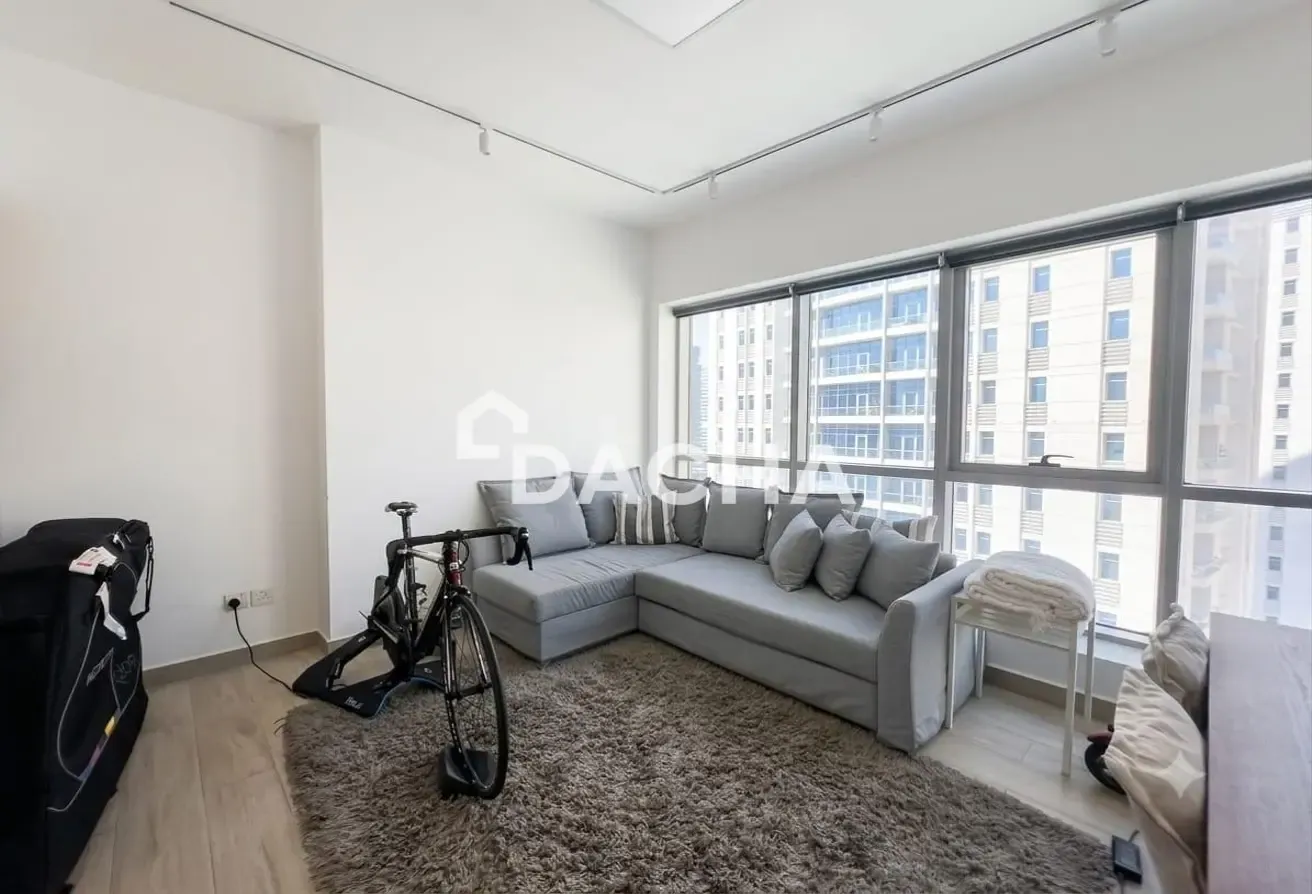 Marina View | Vacant | Upgraded | Fully Furnished