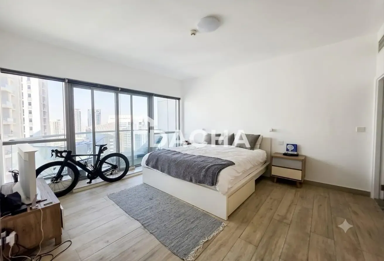 Marina View | Vacant | Upgraded | Fully Furnished