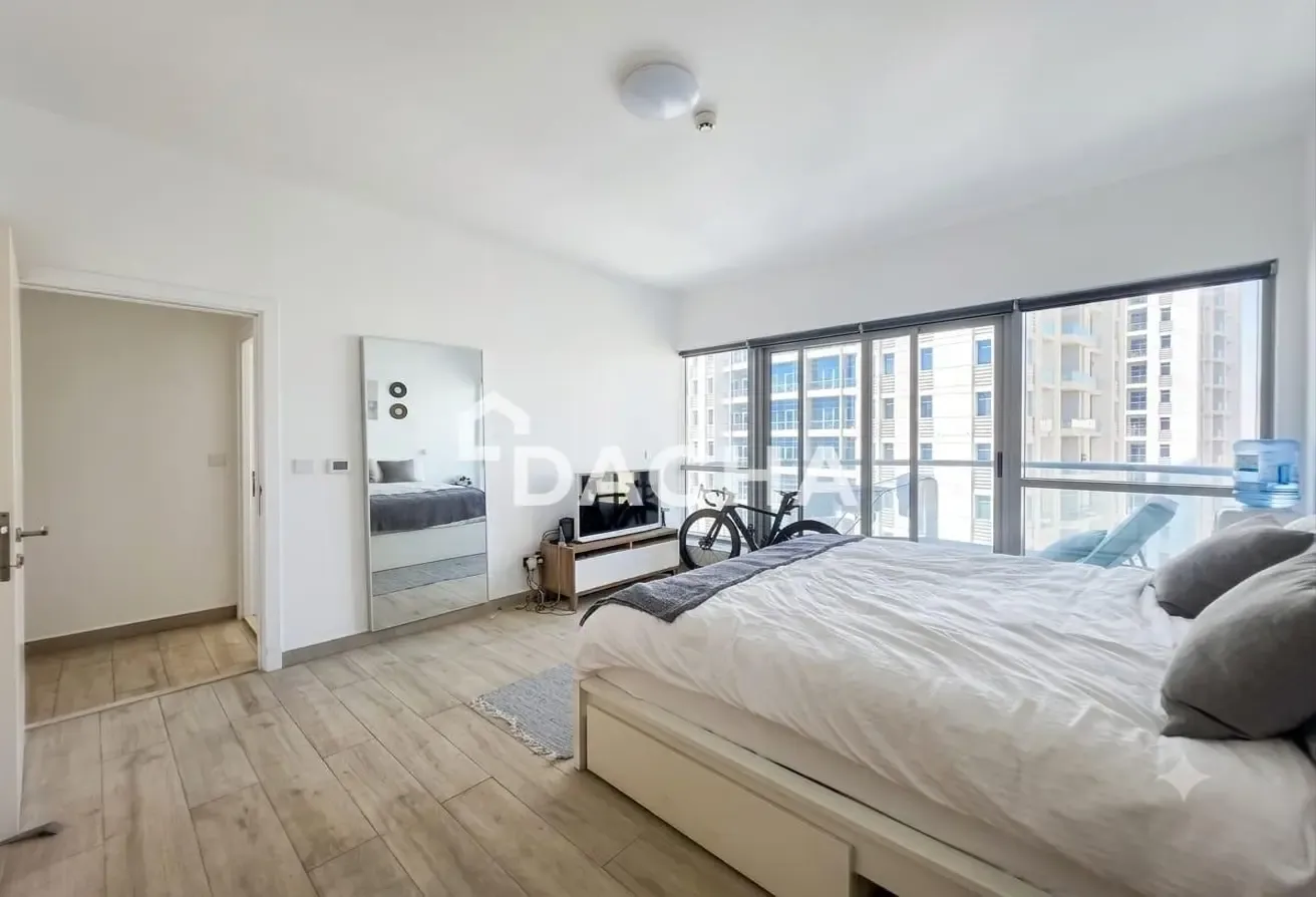 Marina View | Vacant | Upgraded | Fully Furnished