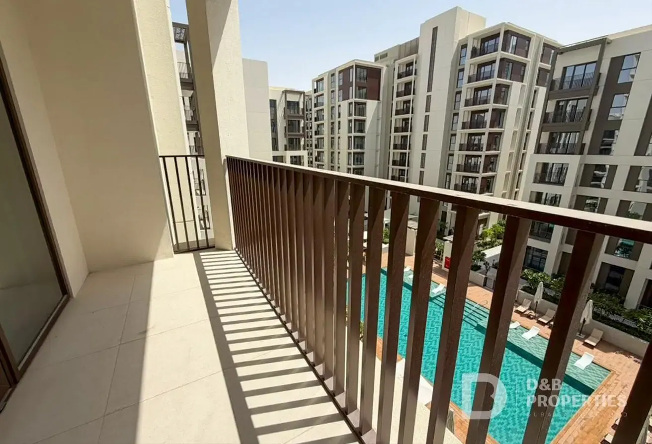 Pool View | Bright | Biggest Layout