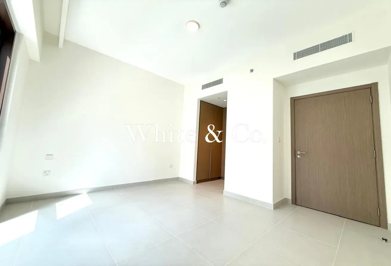 Brand New | Corner Unit | Best Pool View