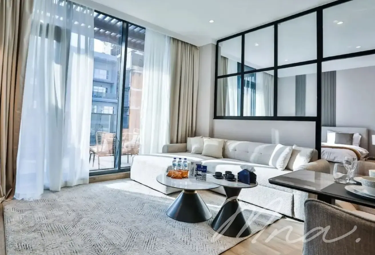 Spacious | Upgraded | Fully Furnished Apartment