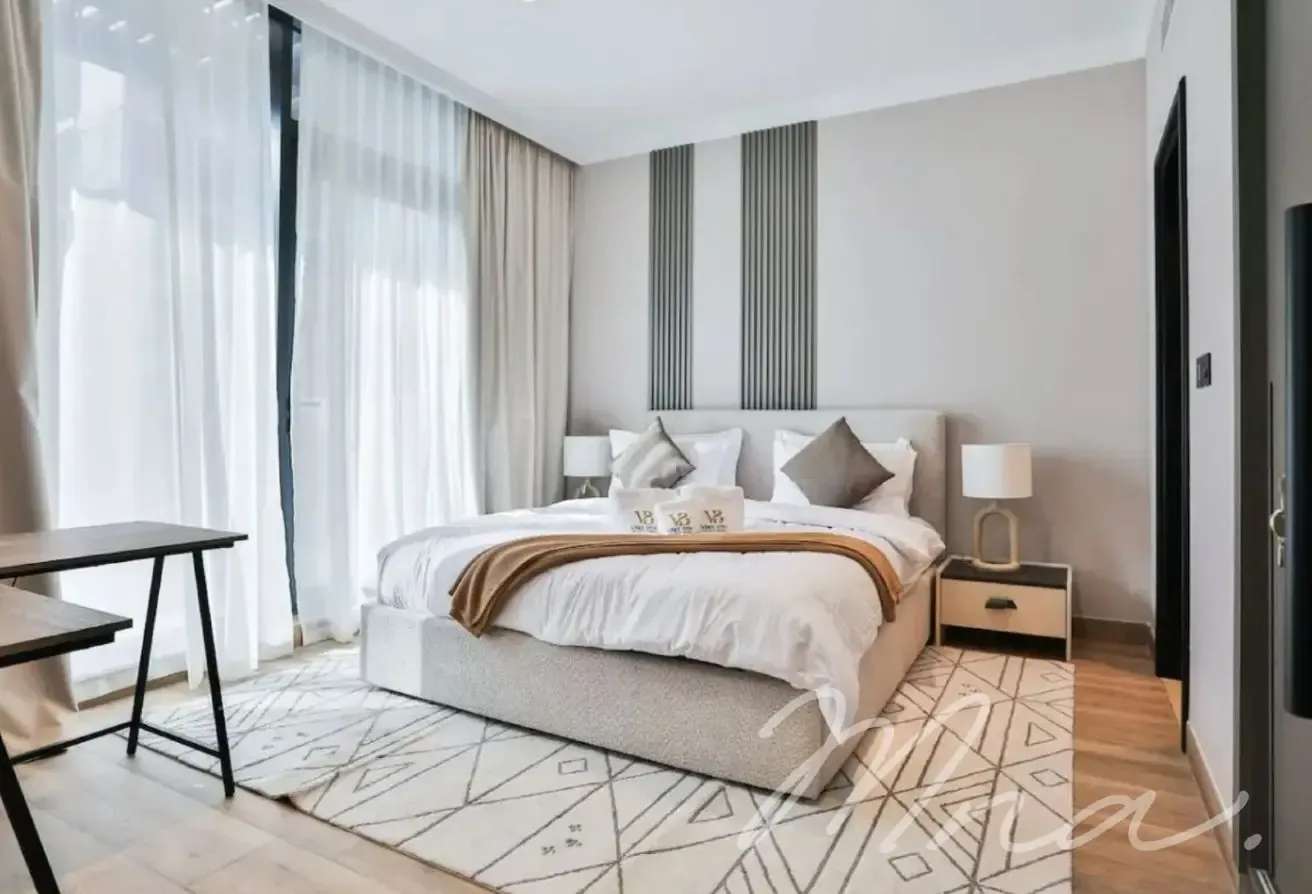 Spacious | Upgraded | Fully Furnished Apartment