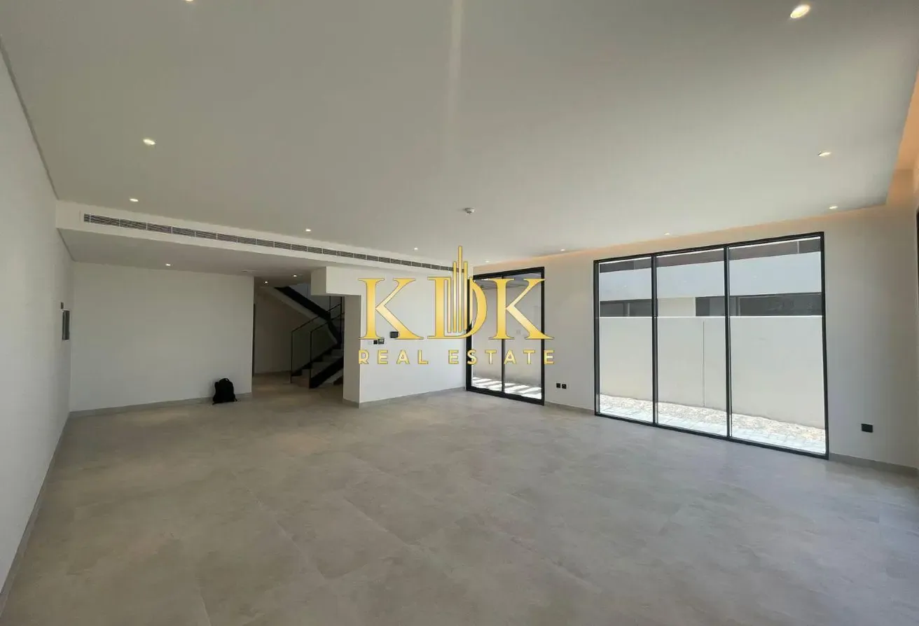 Modern 3BR Villa | California Village | Stylish