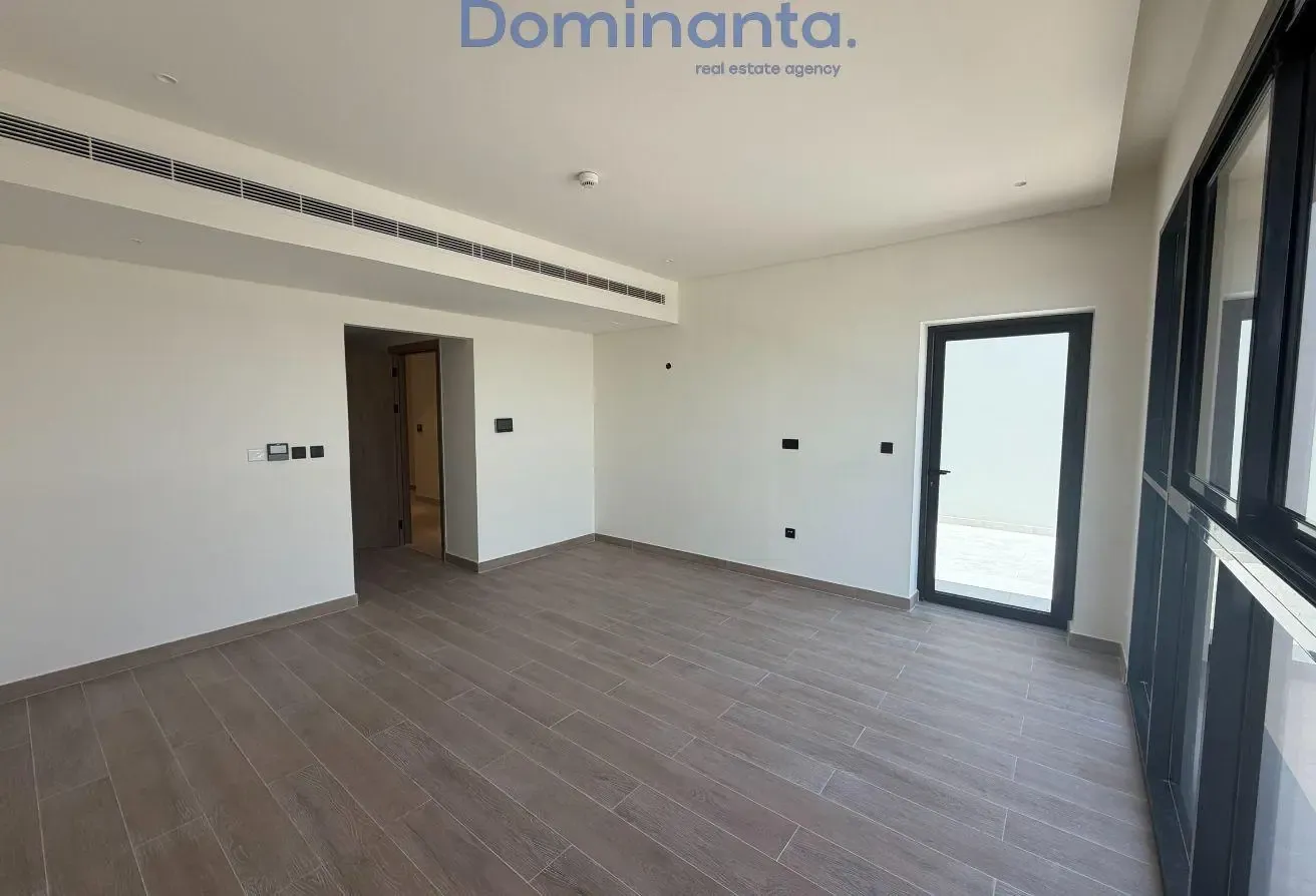 QUITE CORNER | BEST PRICE | SPACIOUS