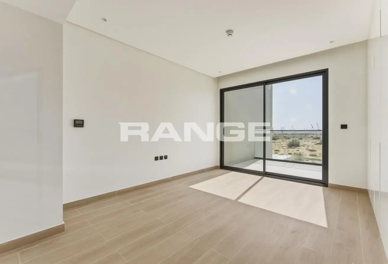 Elegant 3BR + Maid Villa | Ready To Move In