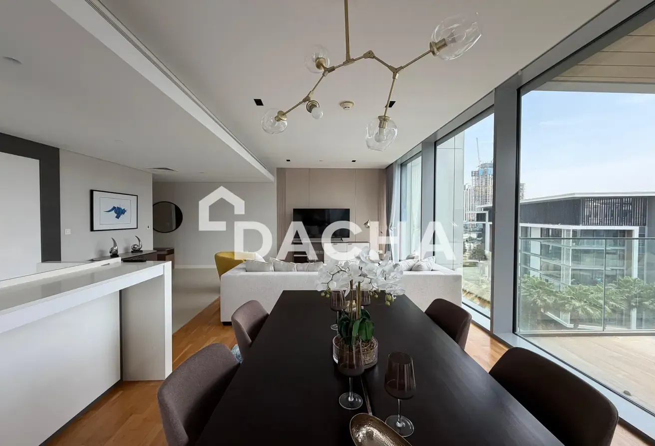 Spacious Modern | Fully Furnished | Vacant Ready