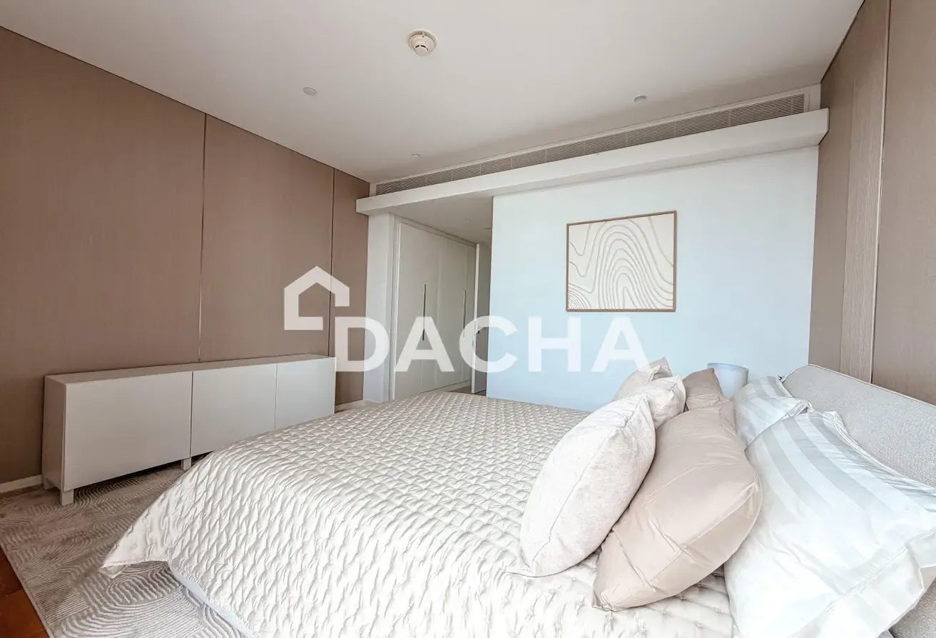 Spacious Modern | Fully Furnished | Vacant Ready