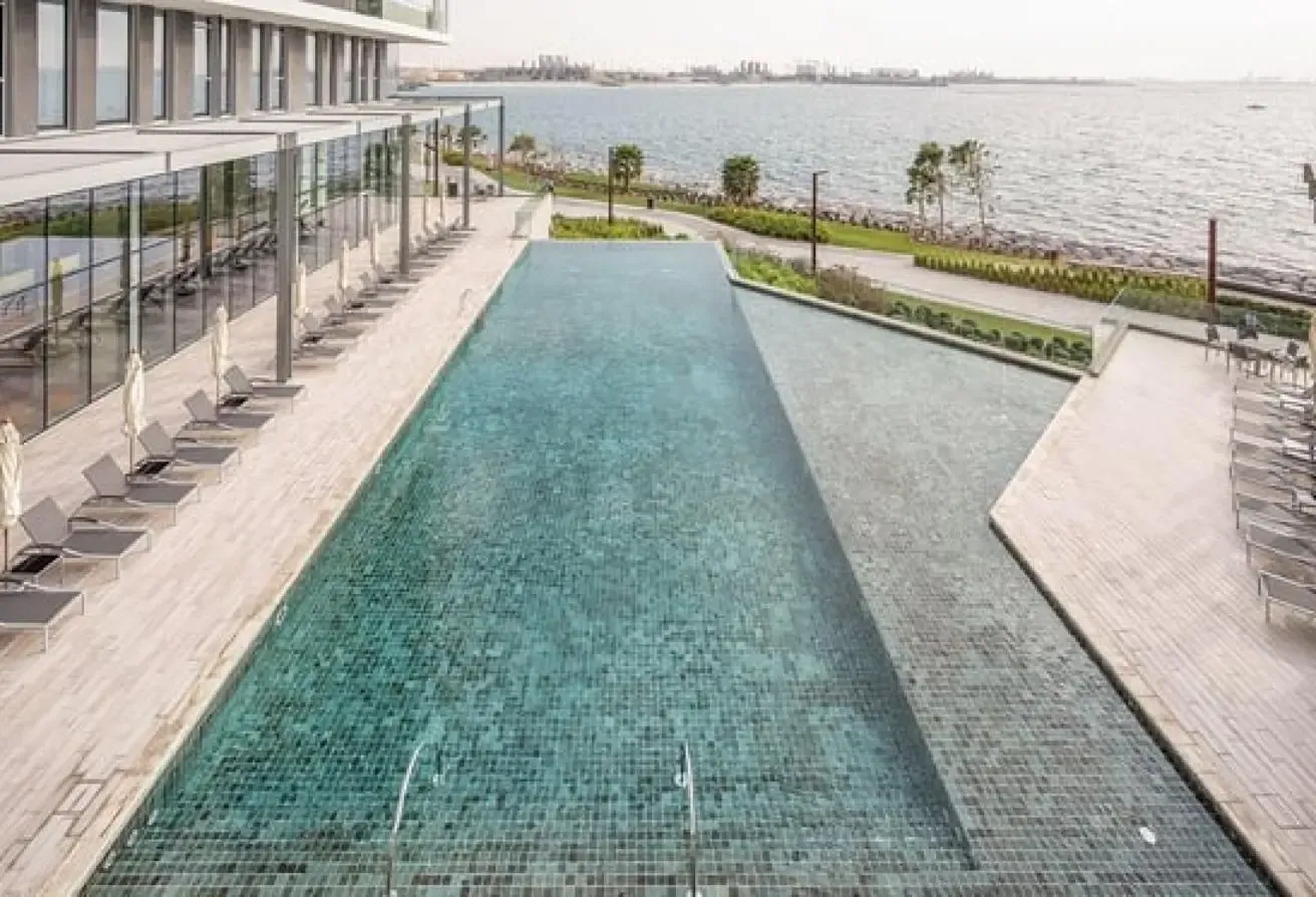 Renovated- Upgraded| Sea Ain| Multiple Option