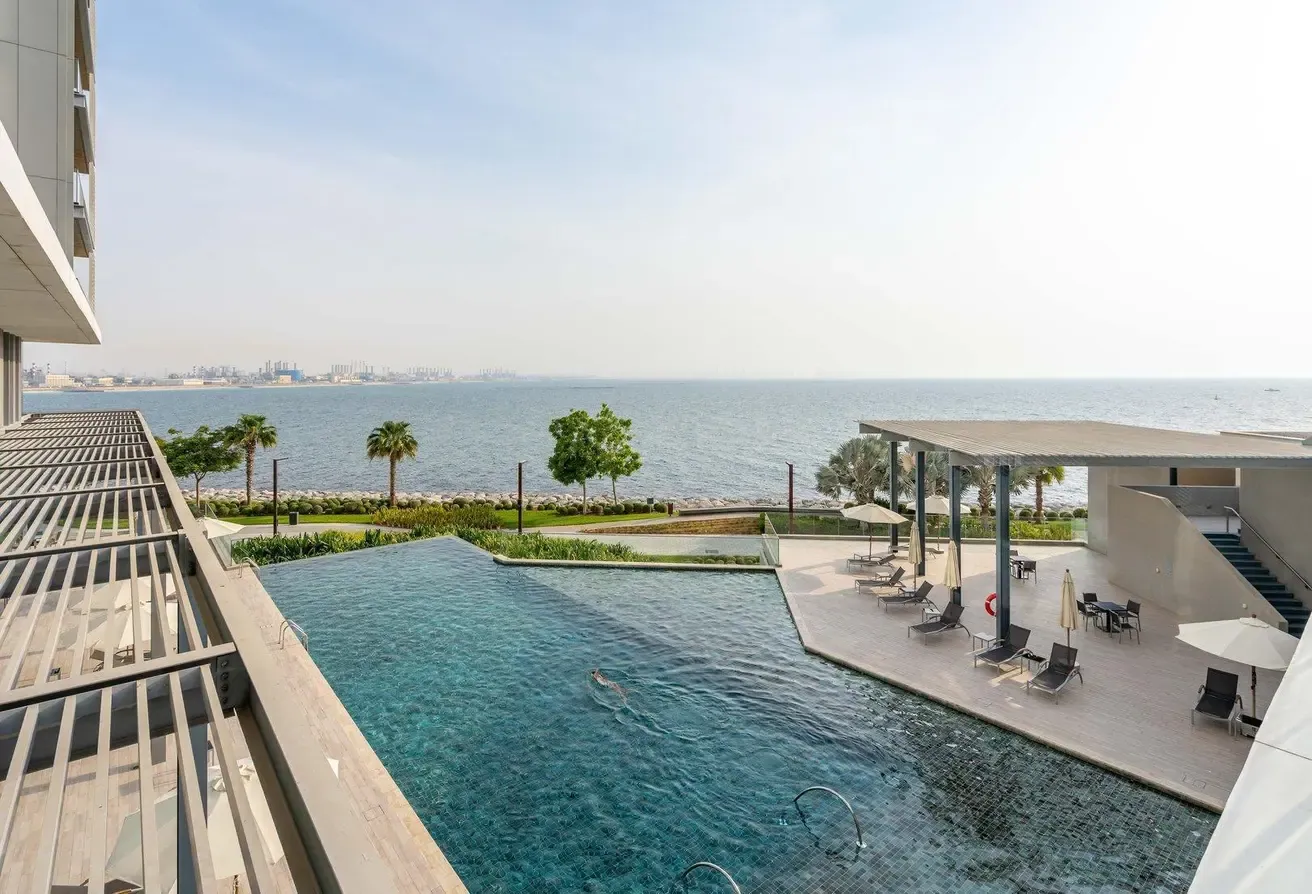 Majestic Ain Dubai Vie | Bluewaters 8