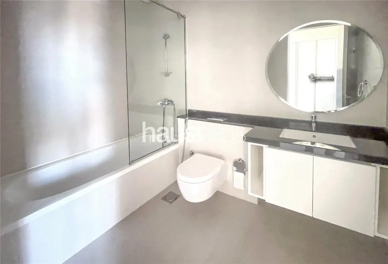 Avl July | Closed Kitchen | Genuine Listing