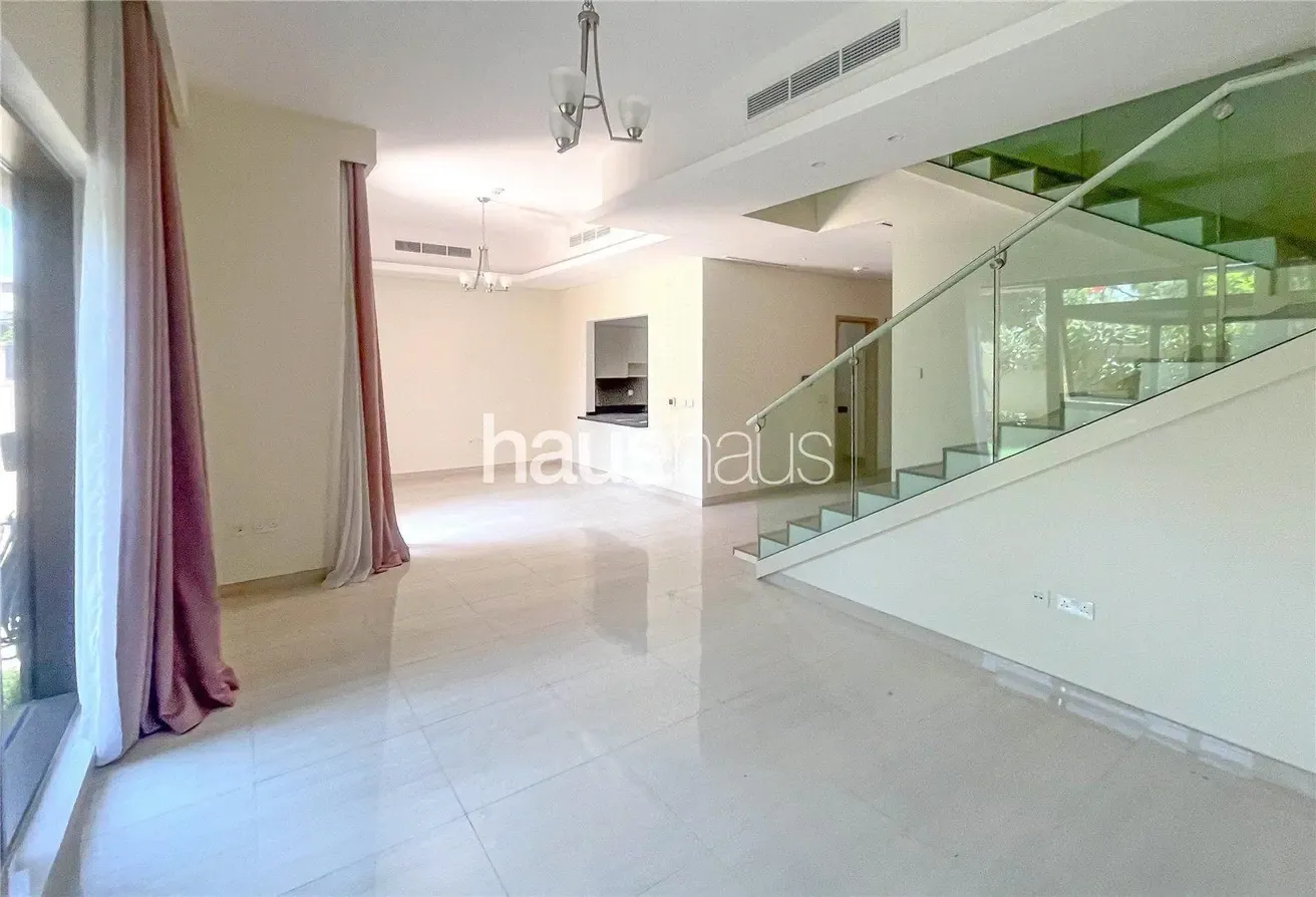 Avl July | Closed Kitchen | Genuine Listing