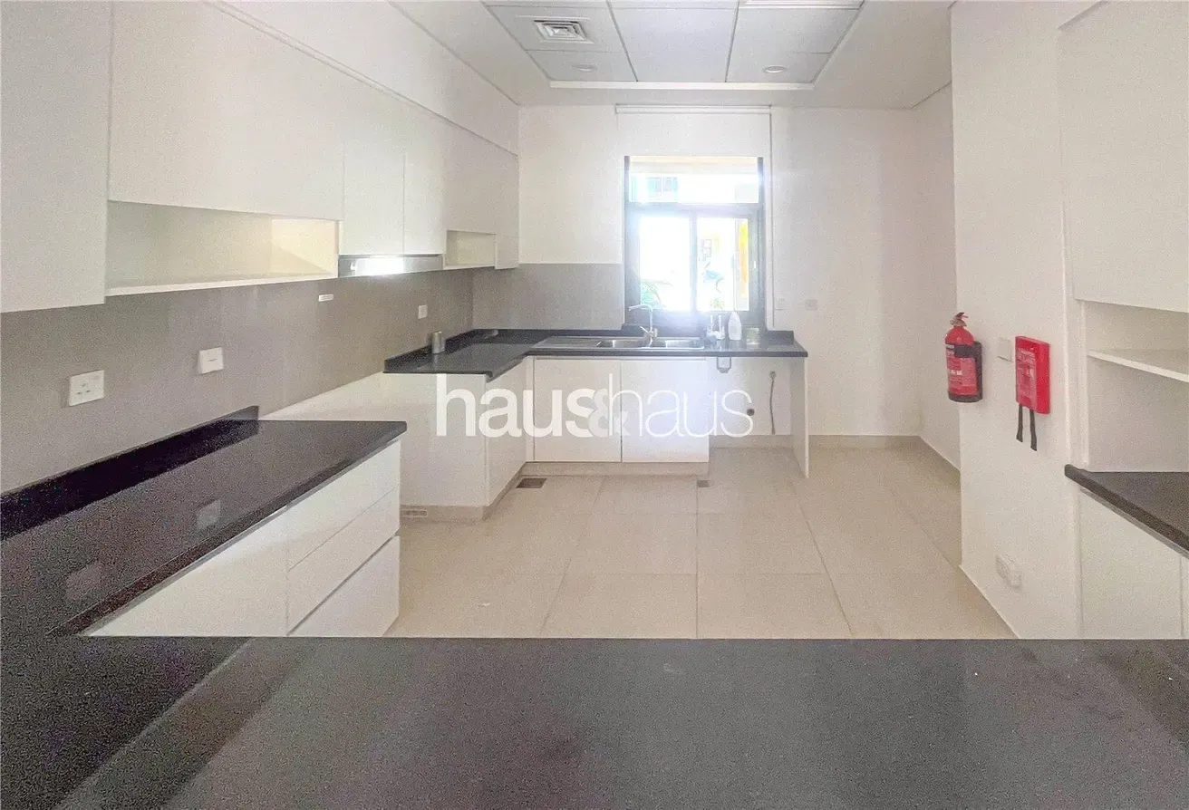 Avl July | Closed Kitchen | Genuine Listing