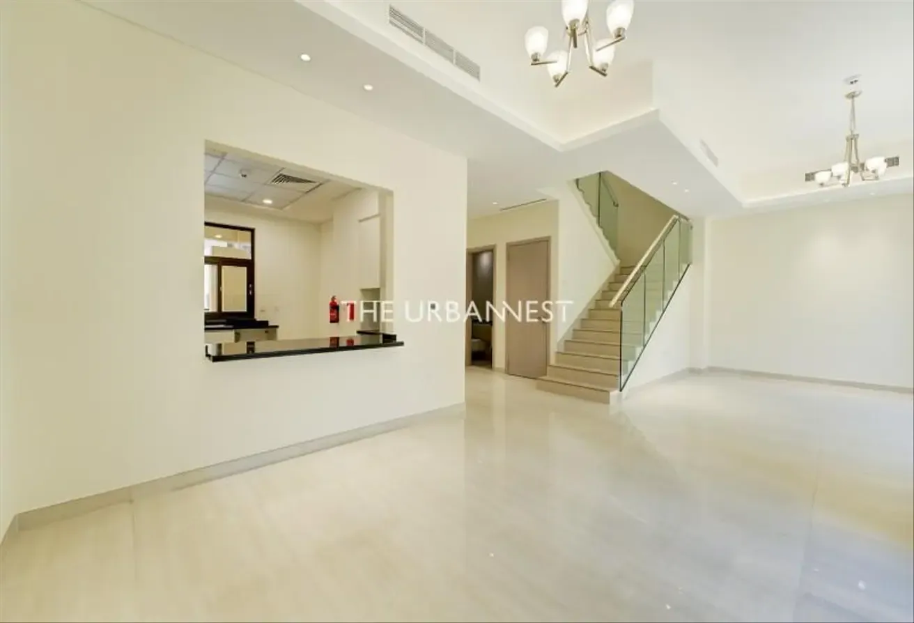 Single Row | Roof Terrace | Prime Location