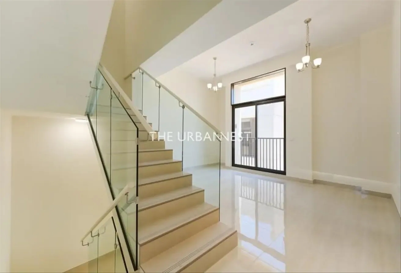 Single Row | Roof Terrace | Prime Location
