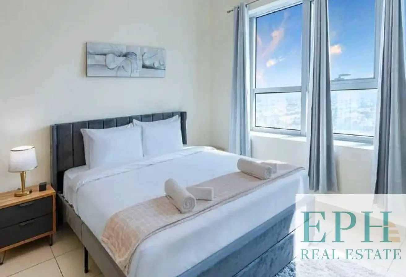 HIGH FLOOR I FULLY FURNISHED I PARK FACING UNIT