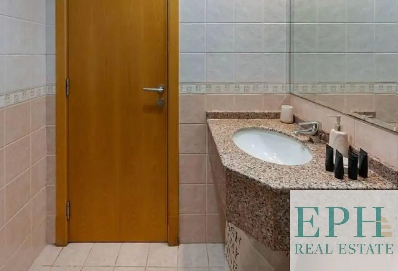 HIGH FLOOR I FULLY FURNISHED I PARK FACING UNIT