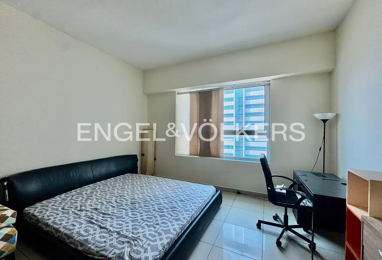 FULLY FURNISHED I CLOSE TO METRO I HIGH FLOOR