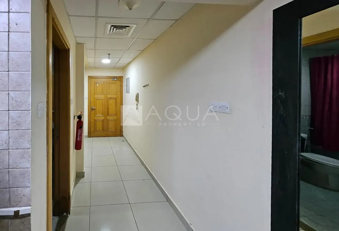CHILLER FREE | WELL KEPT | NEAR METRO | FURNISHED