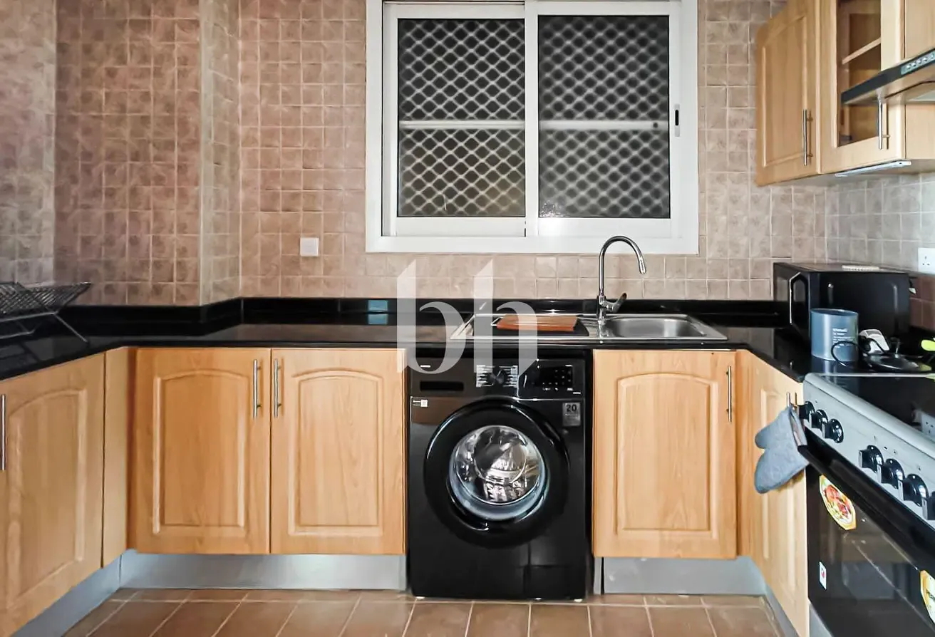 Up to 6 cheques | Furnished 1BR | Ready and vacant