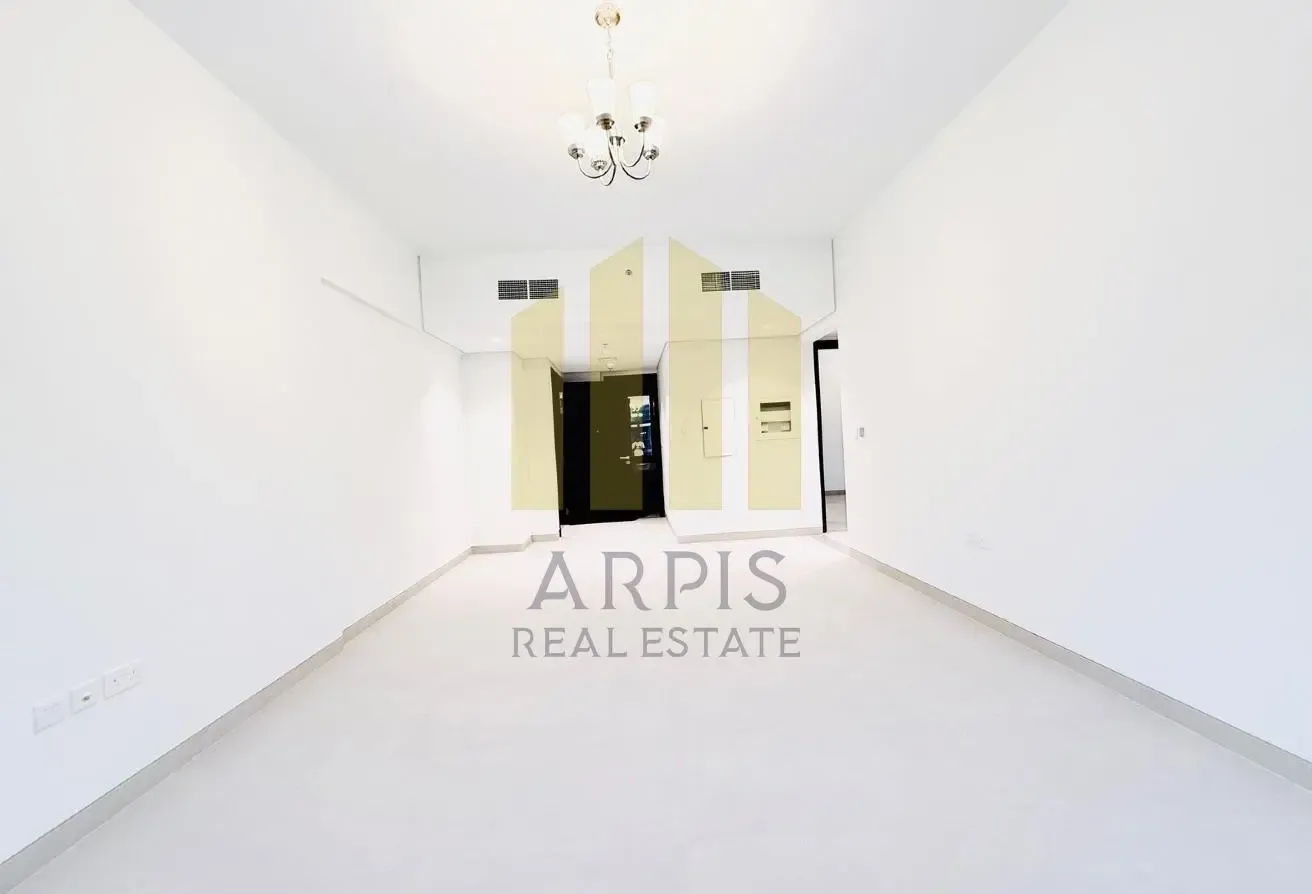 SPACOUS 2 BED | STREET VIEW| NEAR PARK