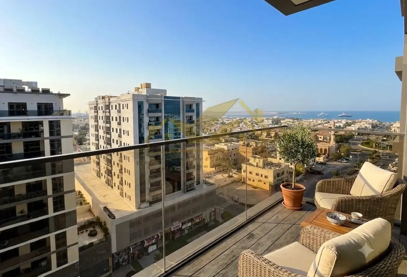 Higher floor 2bhk with gym pool near park & Metro