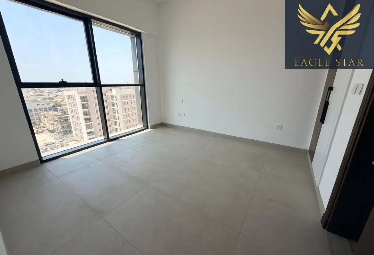 Bright 2 BR Apartment GYM POOL BALCONY PARKING