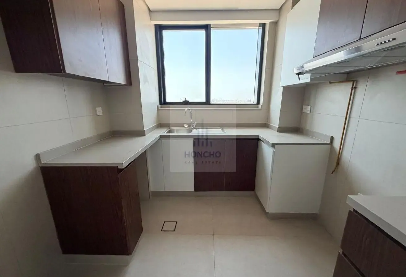2 BR Apartment in Al Satwa with Landmark Views