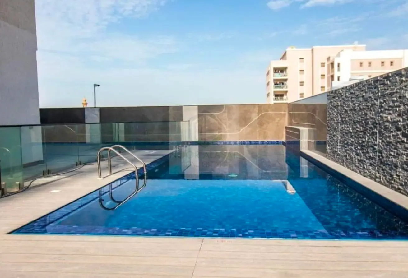 2 BR Upgraded Apartment in Al Satwa with Parking
