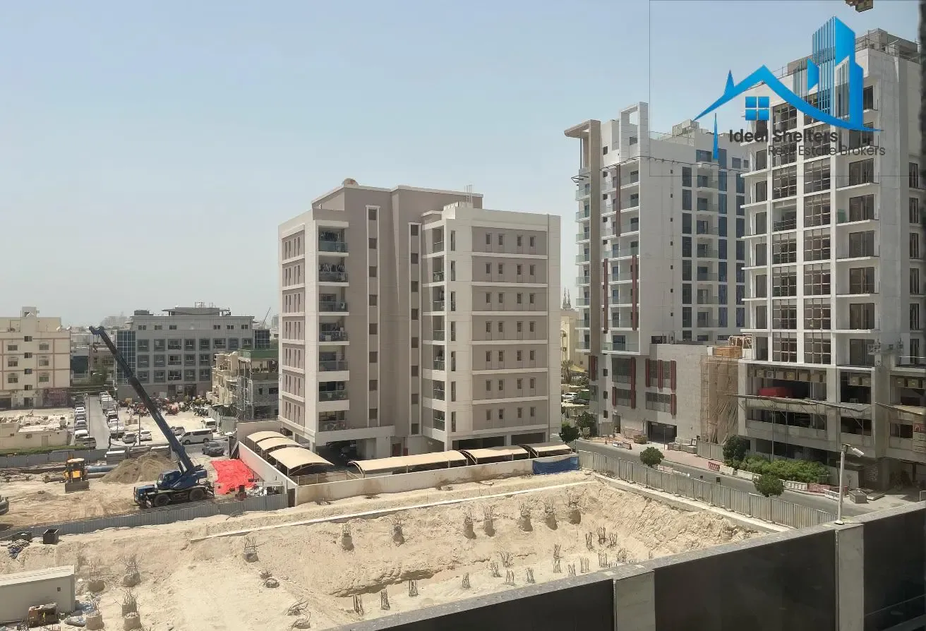 HUGE 2. BEDROOM || NEAR PUBLIC PARK || OPEN VIEW |