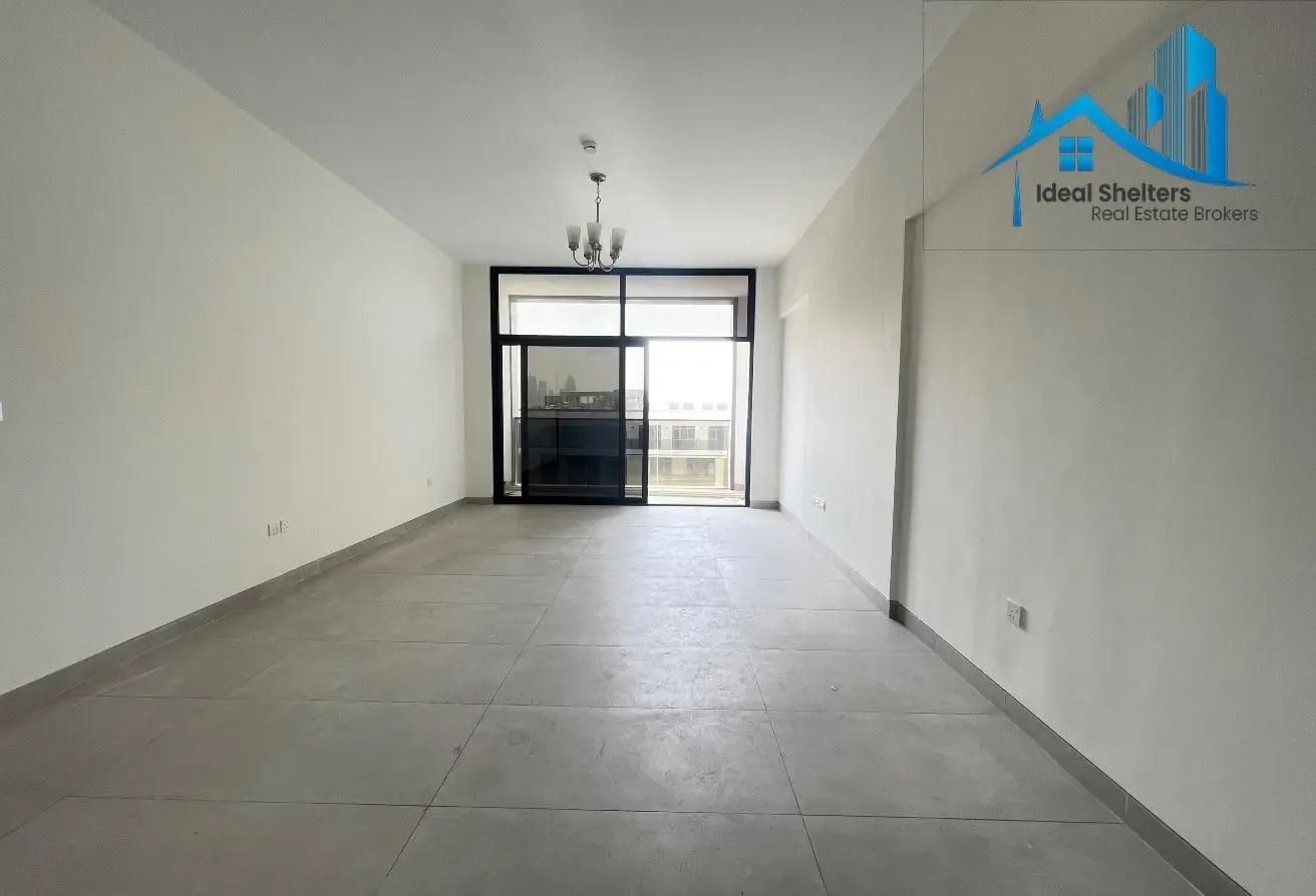 HUGE 2. BEDROOM || NEAR PUBLIC PARK || OPEN VIEW |