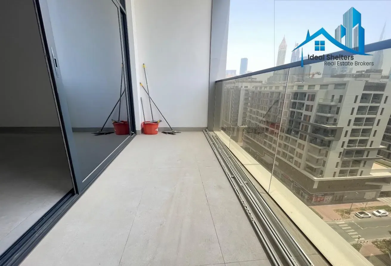 HUGE 2. BEDROOM || NEAR PUBLIC PARK || OPEN VIEW |