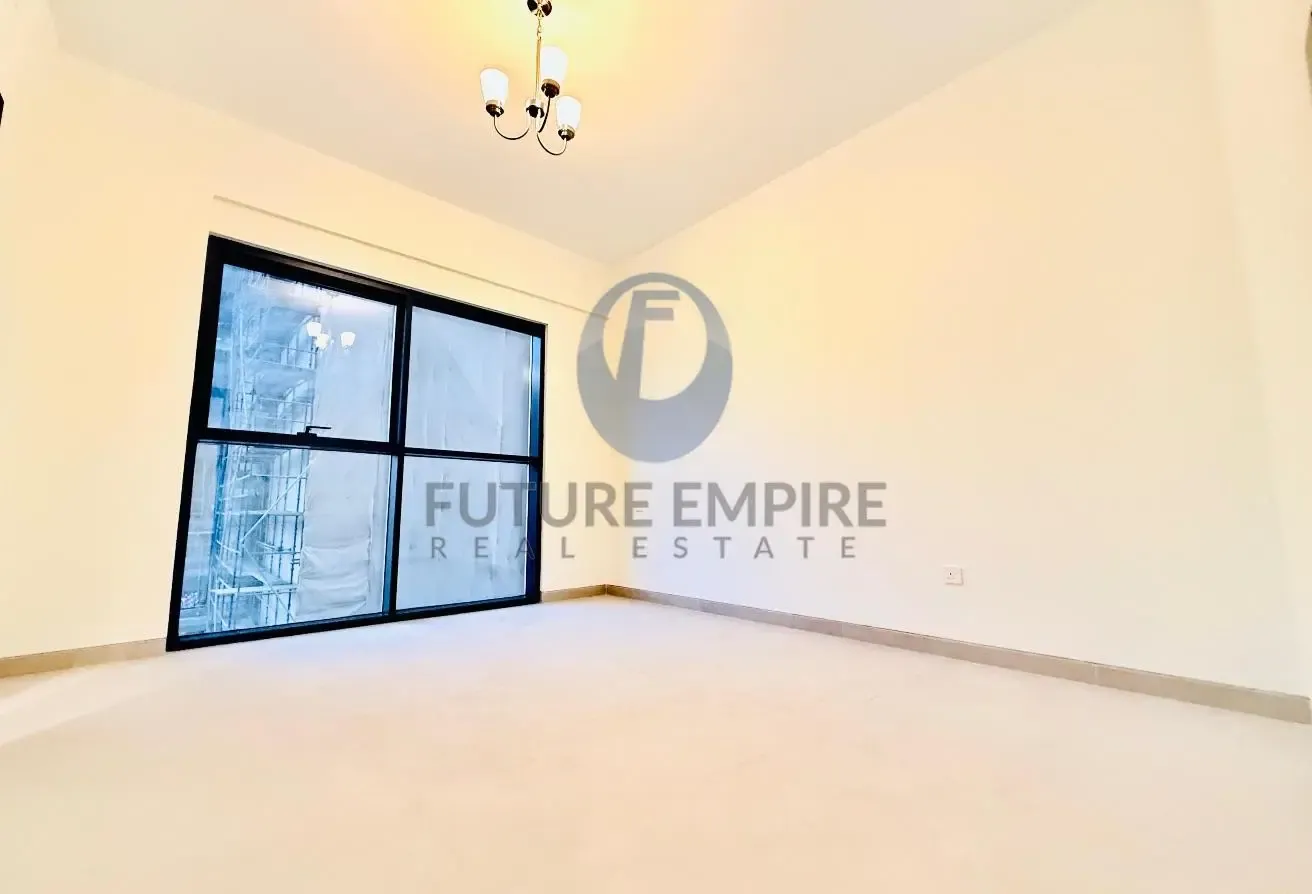 Spacious 2 Bedroom Home in Good Location