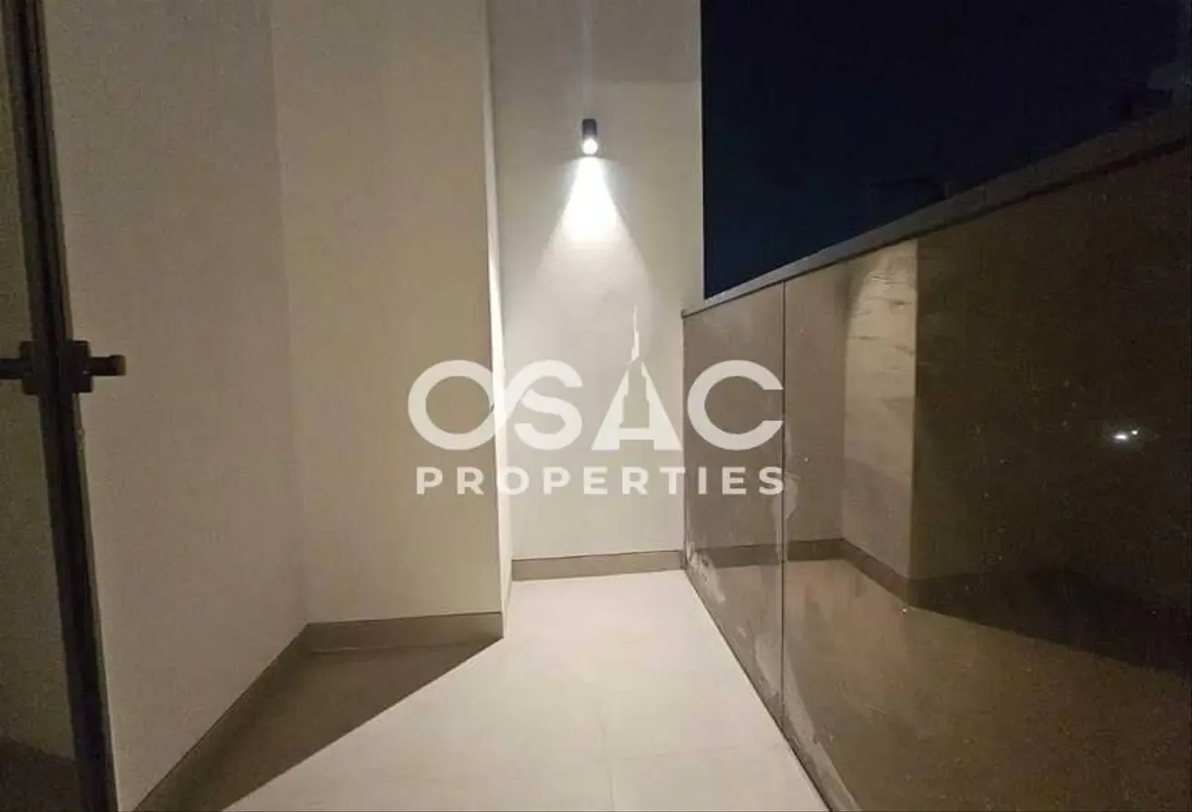 LUXURY APARTMENT | PRIME LOCATION | SPACIOUS 2BHK