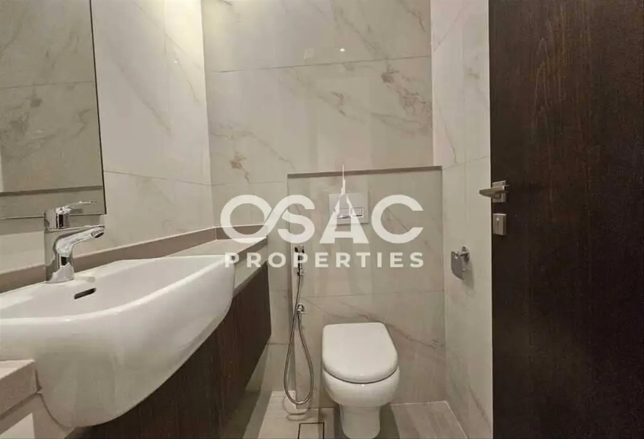 LUXURY APARTMENT | PRIME LOCATION | SPACIOUS 2BHK