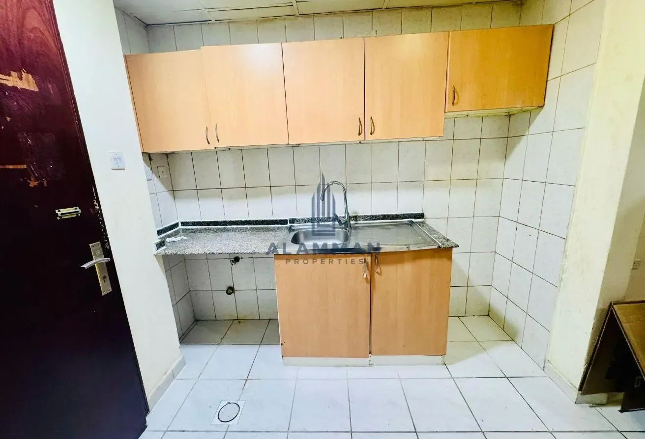 Ground Floor | Spacious Studio | 1 Parking