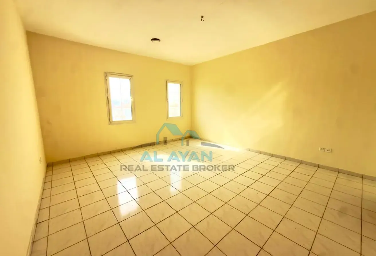 Affordable Studio for Rent in Italy Cluster