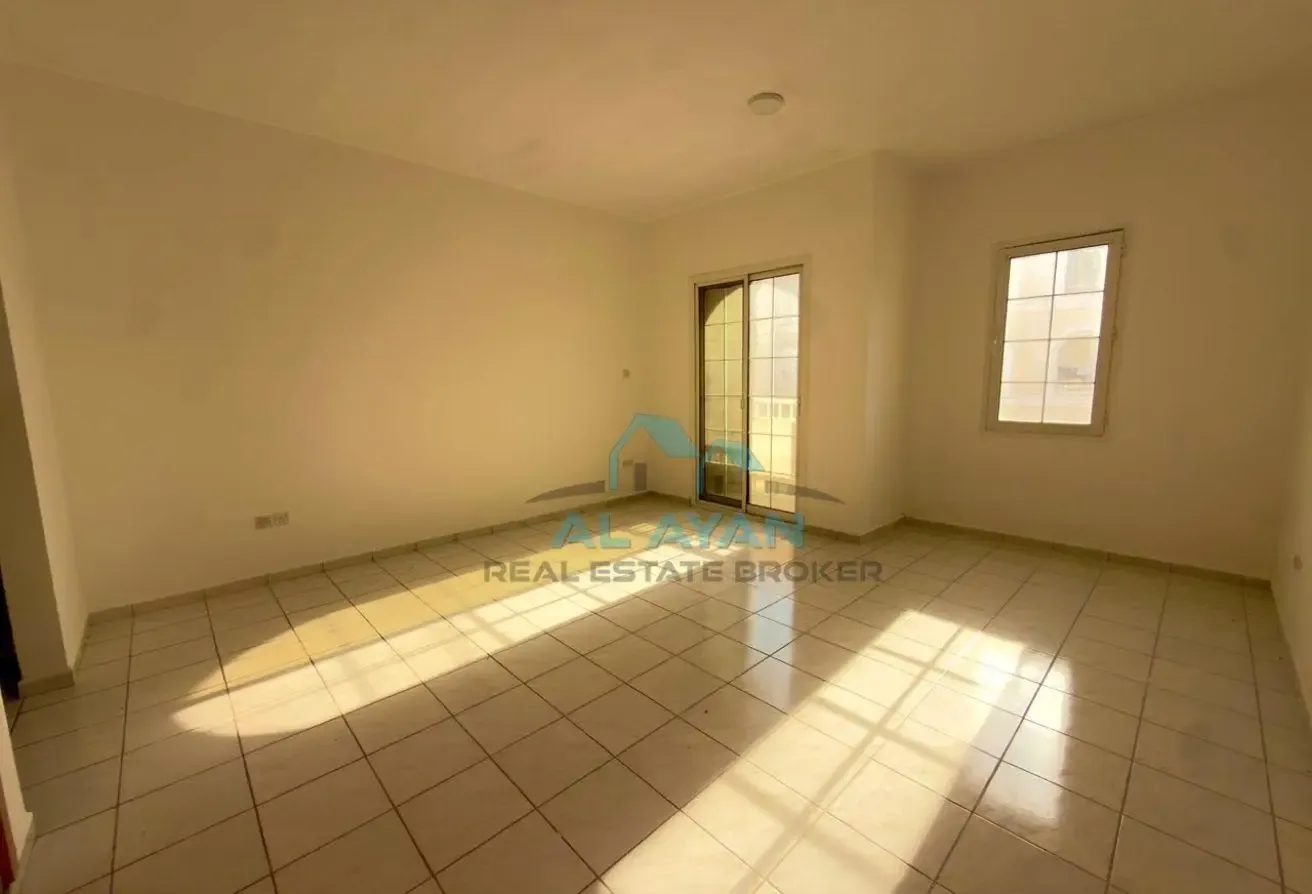STUDIO WITH BALCONY FOR RENT IN ITALY CLUSTER