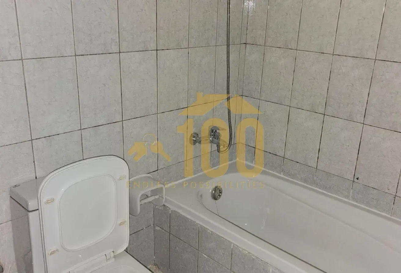 SPACIOUS STUDIO APARTMENT  FOR RENT  ITALY CLUSTER