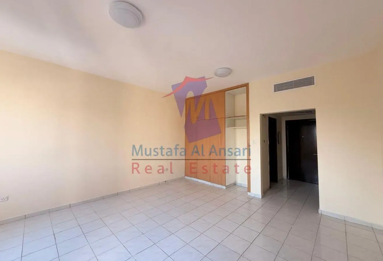 STUDIO WITH BALCONY FOR RENT IN ITALY CLUSTER