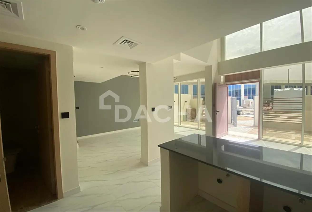Vacant | Maids Room | Negotiable