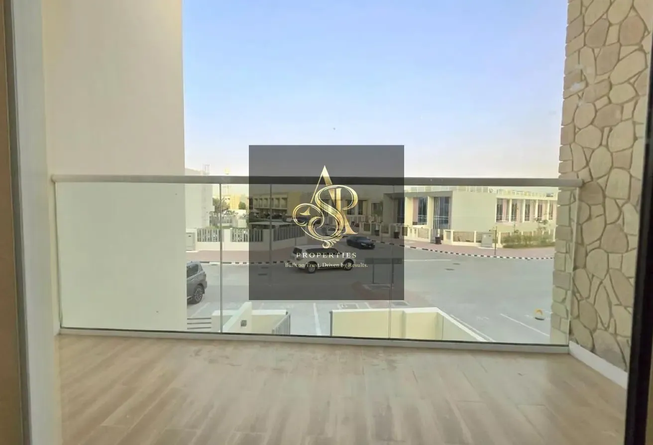 Garden View | Single Row | Near Pool and Gym