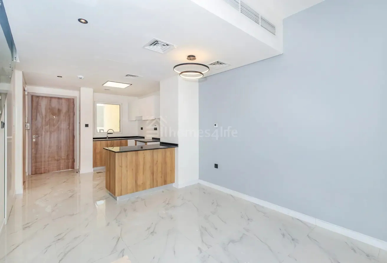 ON THE PARK | FRONT & BACK GARDEN | PRIME LOCATION