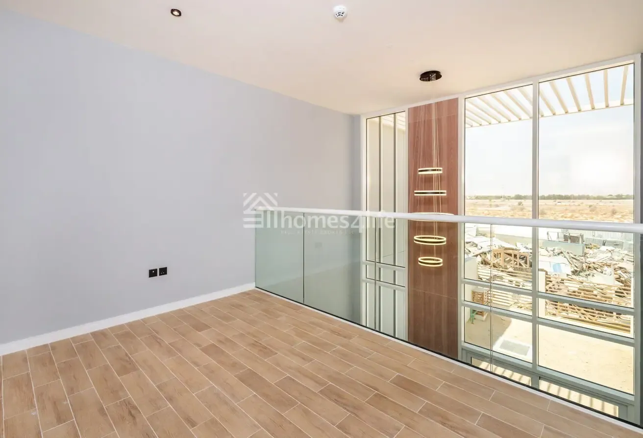 ON THE PARK | FRONT & BACK GARDEN | READY TO MOVE
