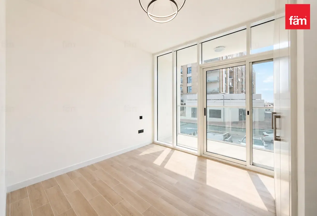Well Maintaned | Studymaids | Great Price | 4bath