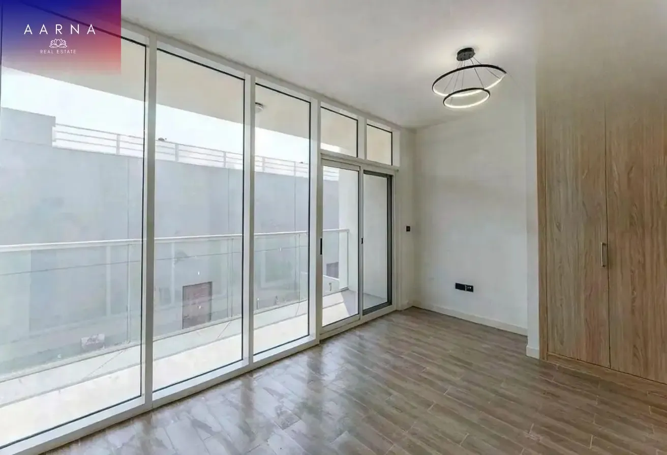 Modern 2BR Townhouse | Ready to Move | Family Home