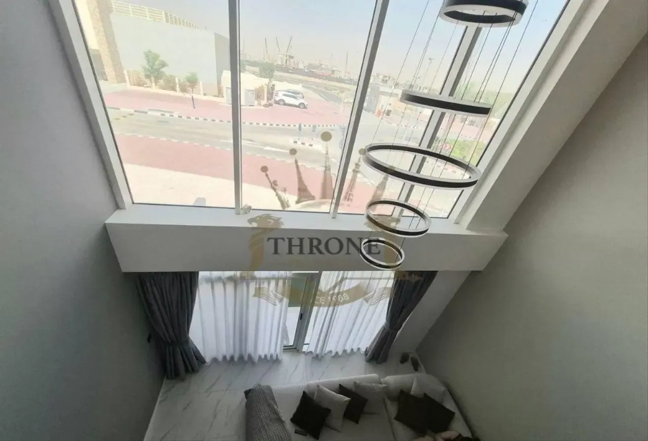 Modern2BR-Fully Furnished-Big Layout-Near Entrance