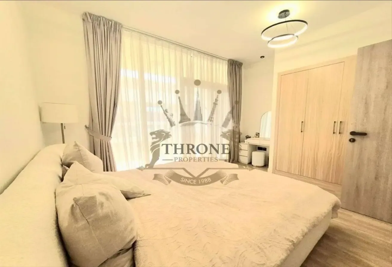 Modern2BR-Fully Furnished-Big Layout-Near Entrance