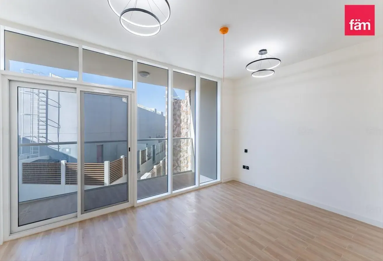 Huge Garden | Vacant | Close To Amenities